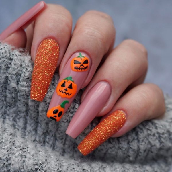 Pumpkin Hand