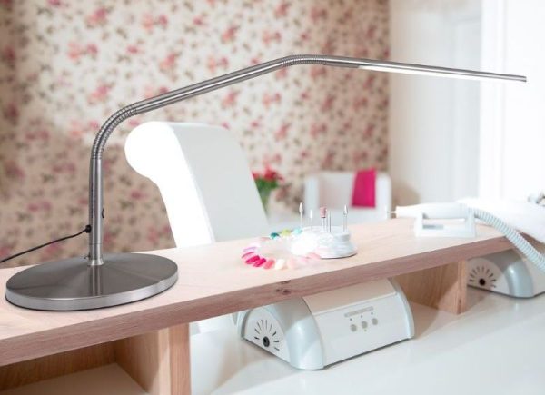 slimline 3 table salon