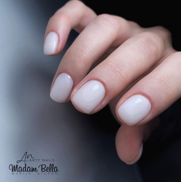 arty nails white angel hand3